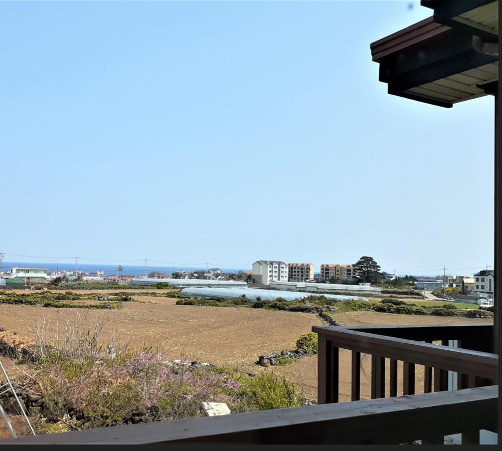 Jeju Time-Travel Pension Εξωτερικό φωτογραφία